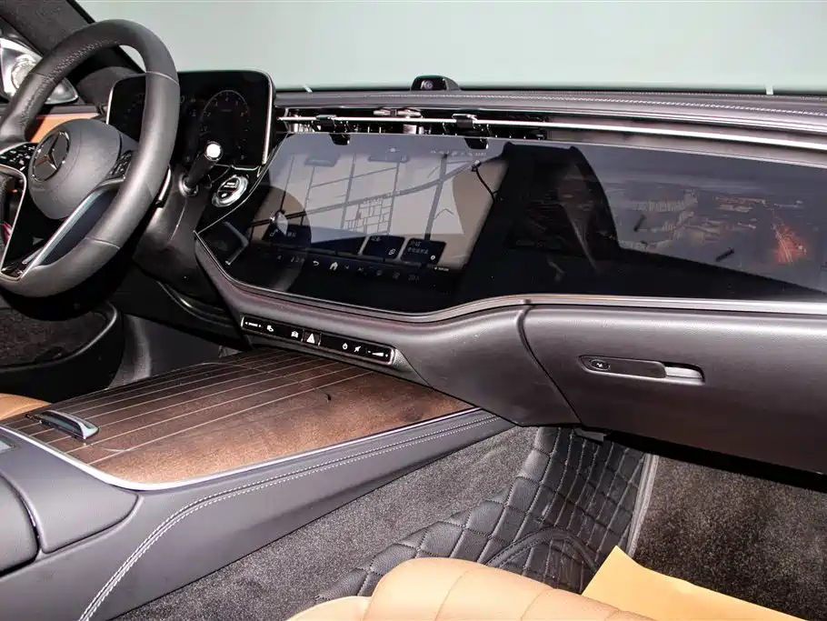 Mercedes-Benz E-Class 2025 E 300 L Luxury Model купить на сайте DeffCars