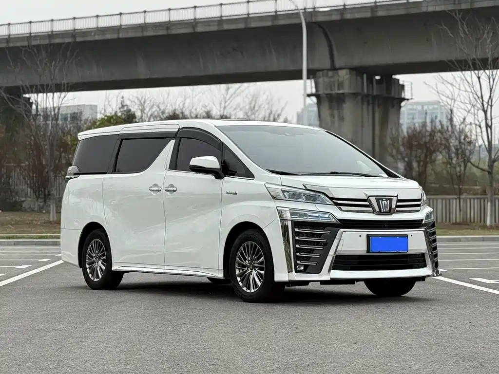 Wilfa 2021 Crown Dual Engine 2.5L HV Premium Edition купить на сайте DeffCars