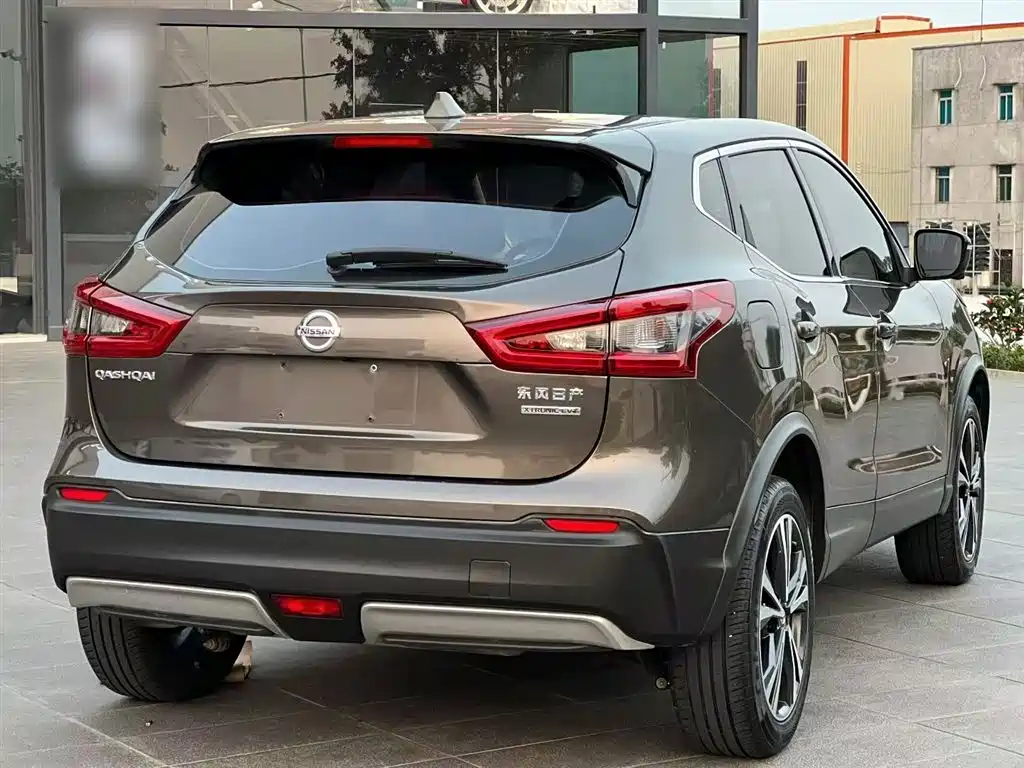 Qashqai 2019 2.0L CVT Deluxe Edition купить на сайте DeffCars