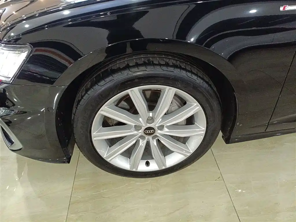 Audi A6L 2024 45 TFSI Premium Dynamic Model купить на сайте DeffCars