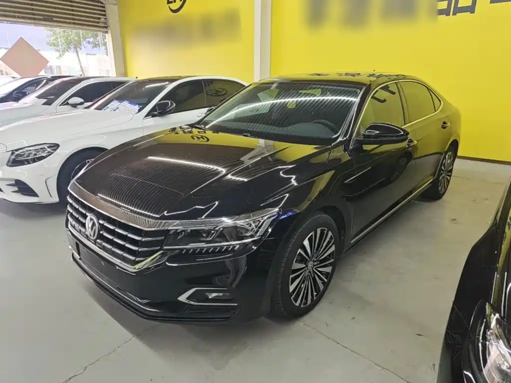 Passat 2020 330TSI Deluxe Edition National VI купить на сайте DeffCars
