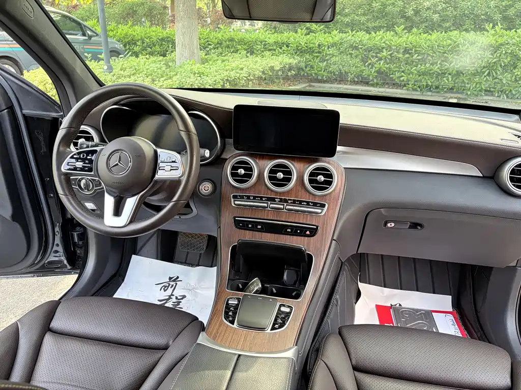 Mercedes-Benz GLC 2020 GLC 300 L 4MATIC luxury model купить на сайте DeffCars