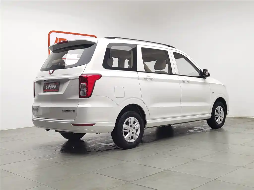 Wuling Hongguang 2021 facelift 1.5L S standard electric power assist LAR купить на сайте DeffCars