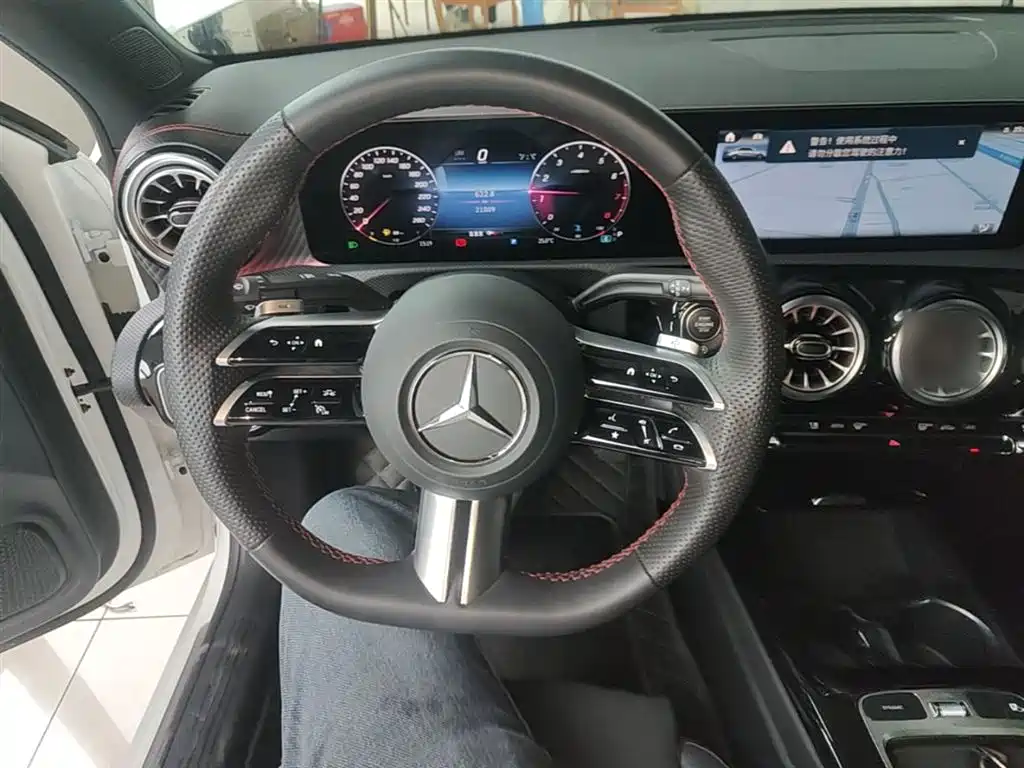Mercedes-Benz A-Class 2024 facelift A 200 L fashionable model купить на сайте DeffCars
