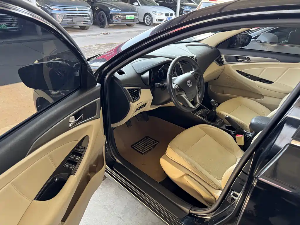 Eado 2016 1.6L manual fashion model купить на сайте DeffCars