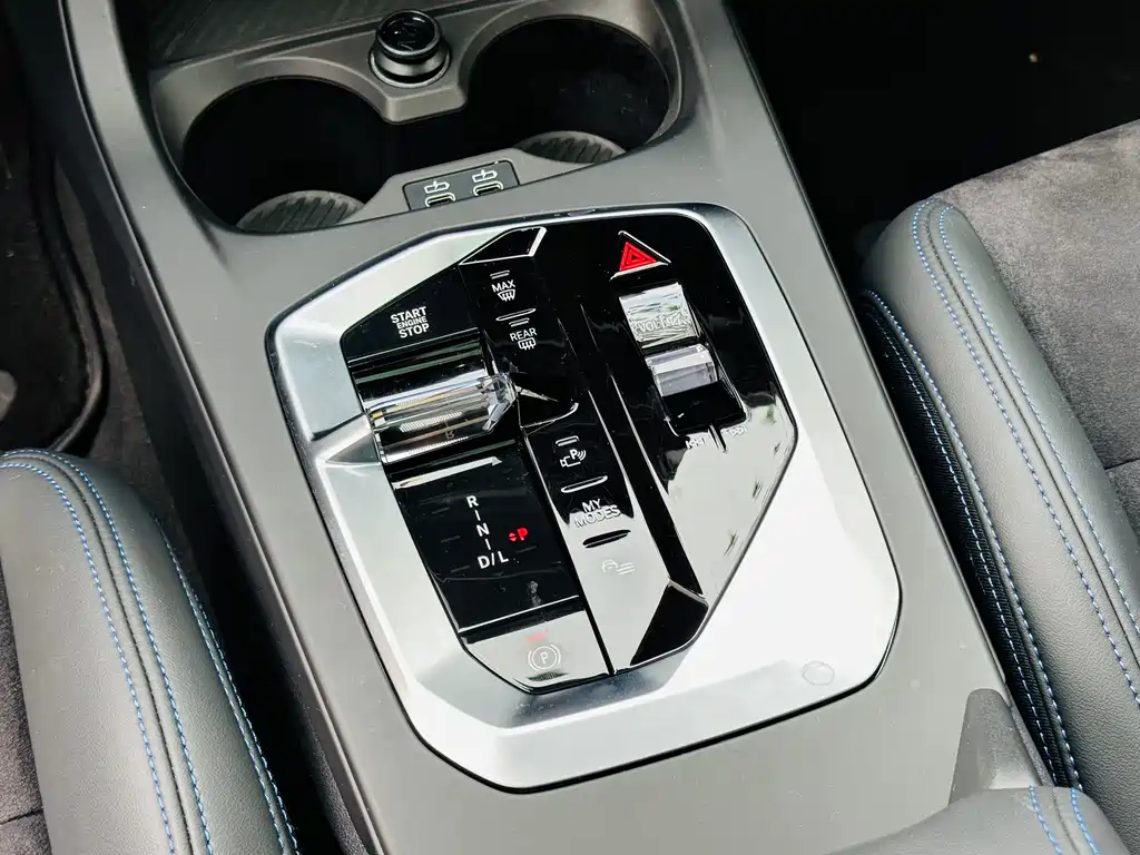 BMW 2 Series 2025 225L M Sports Night Package купить на сайте DeffCars