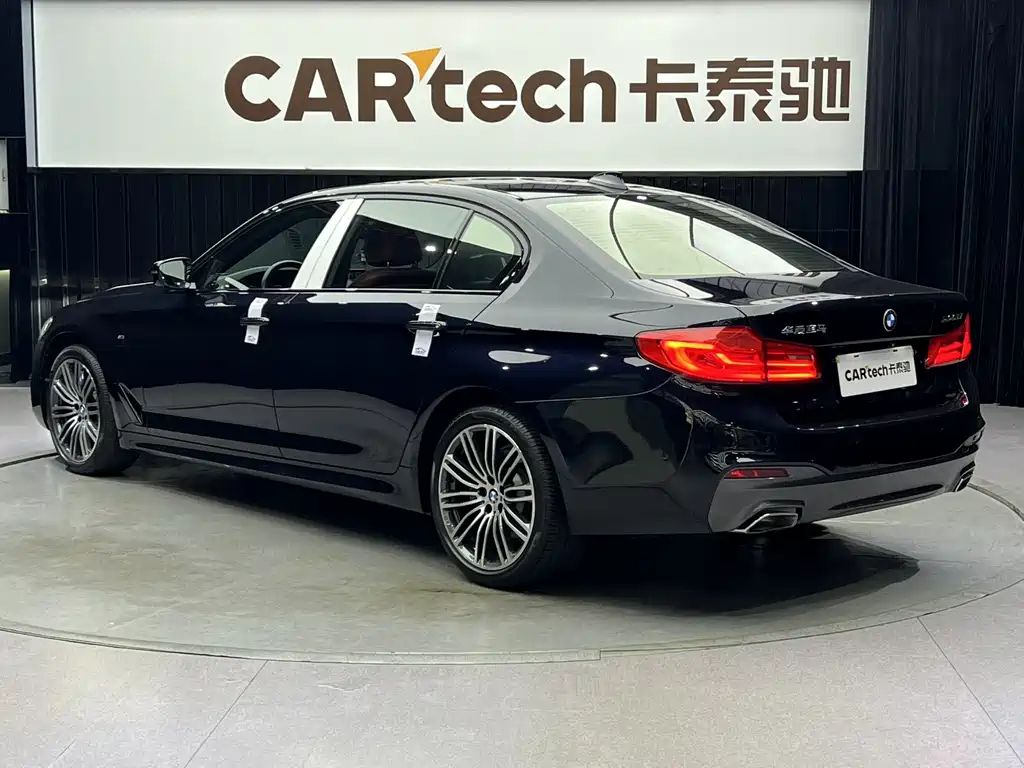 BMW 5 Series 2018 facelift 530Li leading M sports package купить на сайте DeffCars