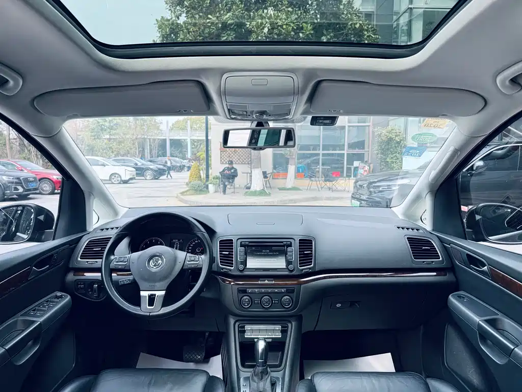 Sharan 2015 1.8TSI comfort model купить на сайте DeffCars
