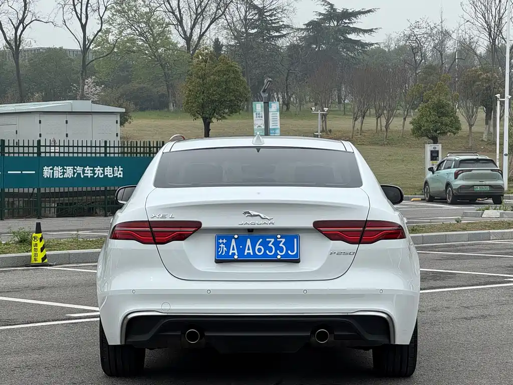 Jaguar XEL 2021 2.0T 250PS S Advanced and Elegant Edition купить на сайте DeffCars