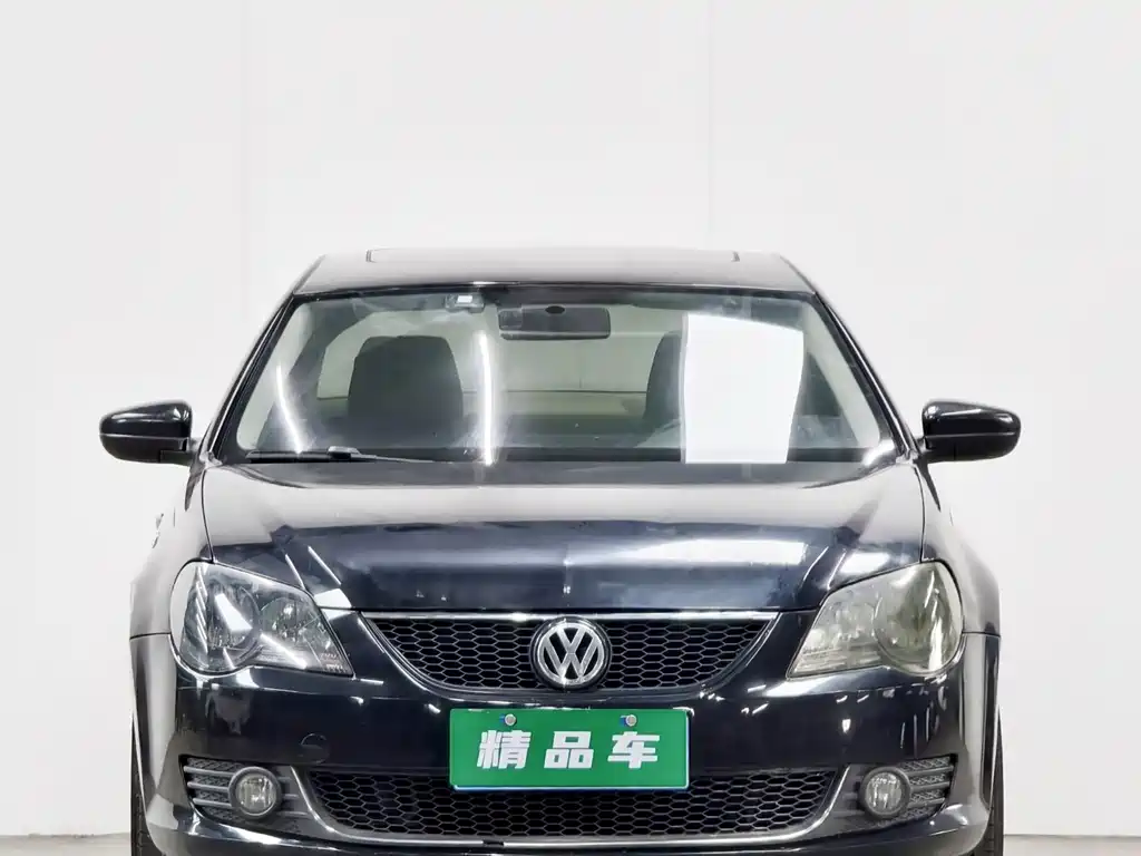 Bora 2012 1.6L manual comfort type купить на сайте DeffCars