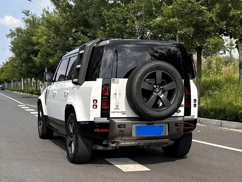Land Rover Defender 2022 110 P400 X-DYNAMIC HSE купить на сайте DeffCars