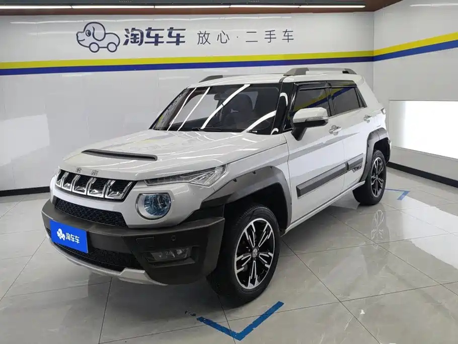 Beijing off-road BJ20 2016 1.5T manual luxury model купить на сайте DeffCars