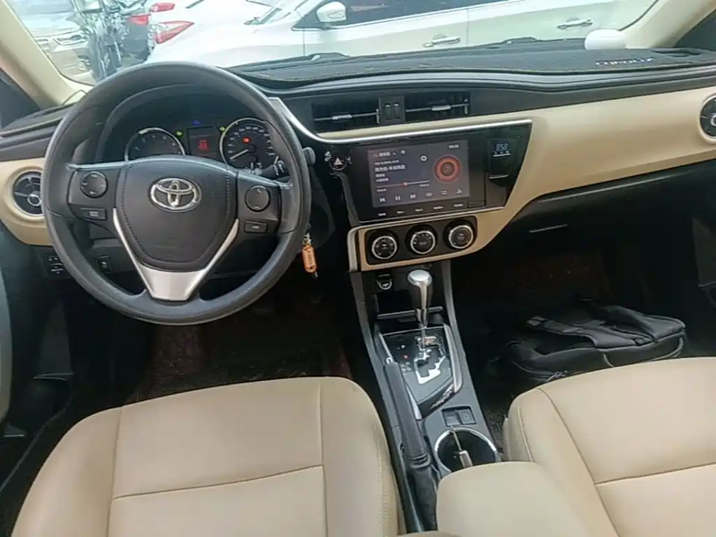 Corolla 2017 facelift 1.2T S-CVT GL-i купить на сайте DeffCars