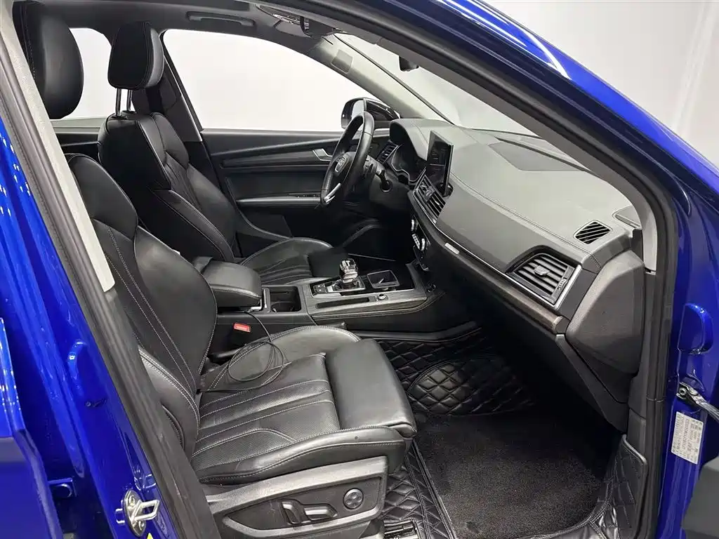 Audi Q5L 2021 45 TFSI Premium Dynamic Model купить на сайте DeffCars