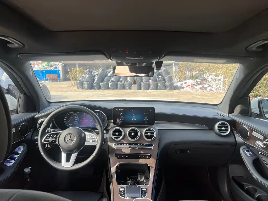 Mercedes-Benz GLC 2020 facelift GLC 300 L 4MATIC dynamic купить на сайте DeffCars