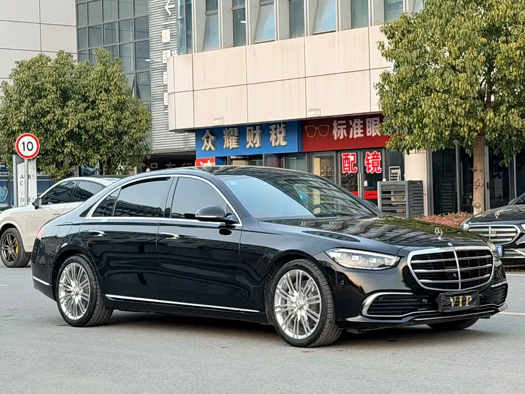 Mercedes-Benz S-Class 2023 S 400 L Luxury Model купить на сайте DeffCars