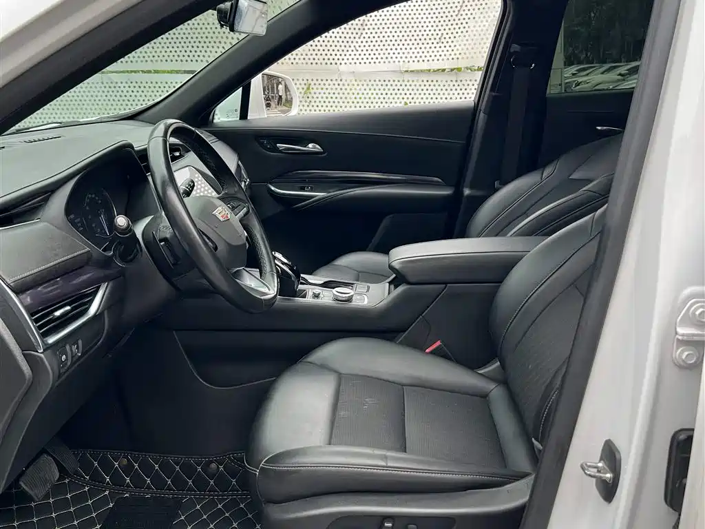 Cadillac XT4 2020 facelift 28T two-wheel drive technology купить на сайте DeffCars