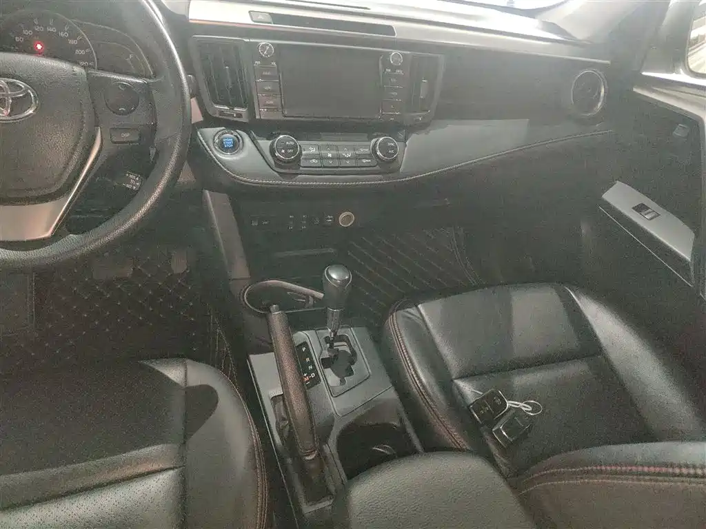 RAV4 Rongfang 2016 2.0L CVT two-wheel drive comfort version National V купить на сайте DeffCars