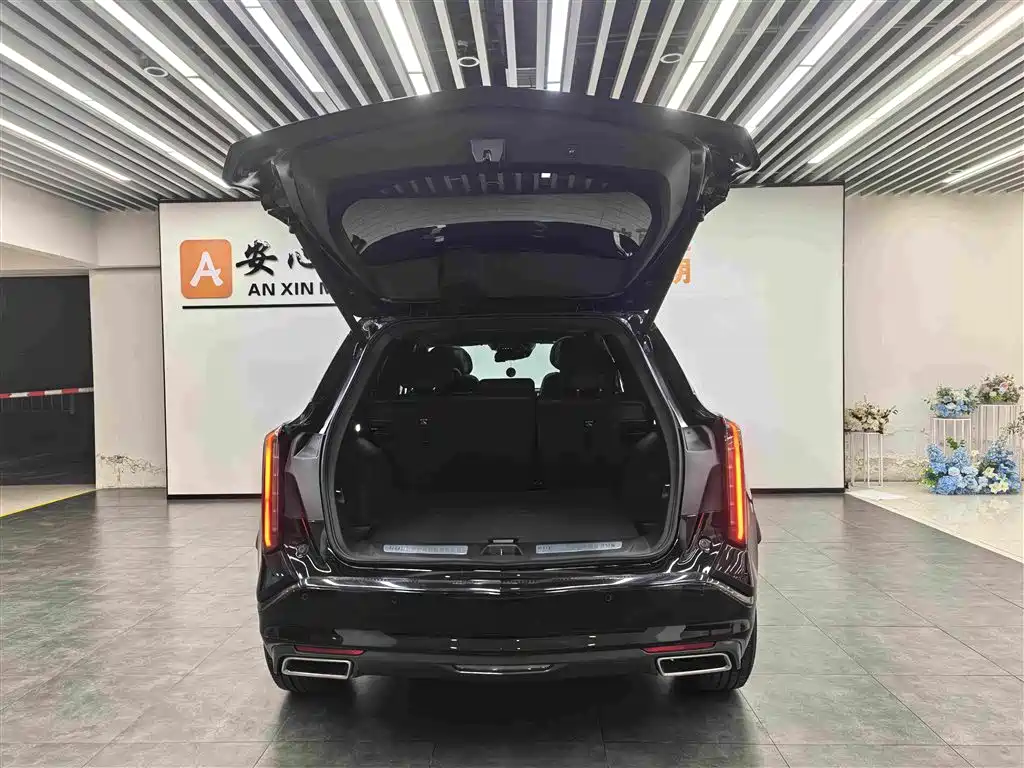 Cadillac XT5 2025 2.0T Luxury Edition купить на сайте DeffCars