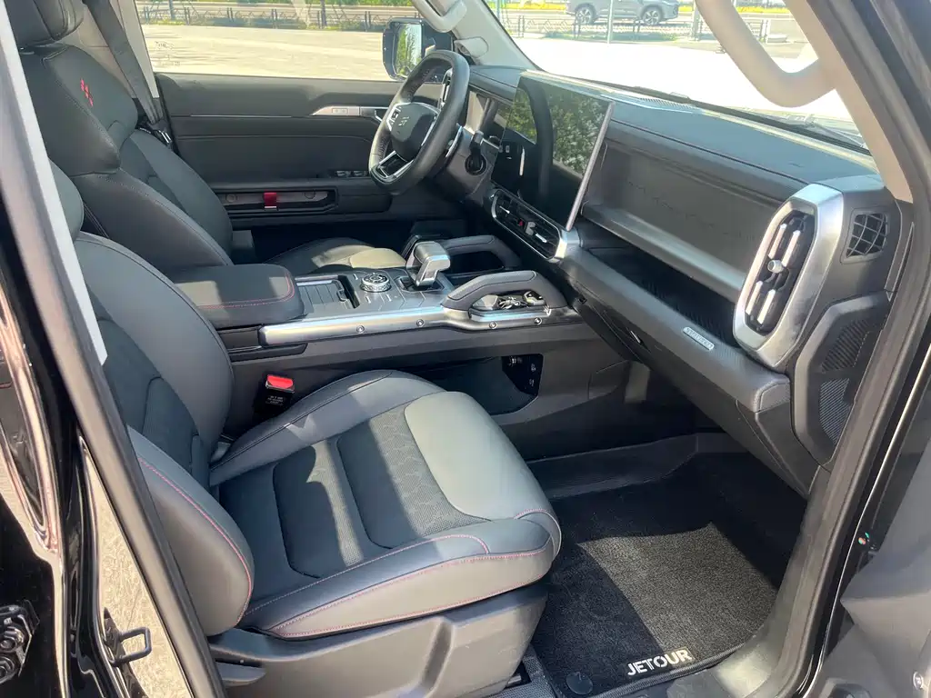 Jietu Traveler 2023 2.0T four-wheel drive crossover PRO купить на сайте DeffCars