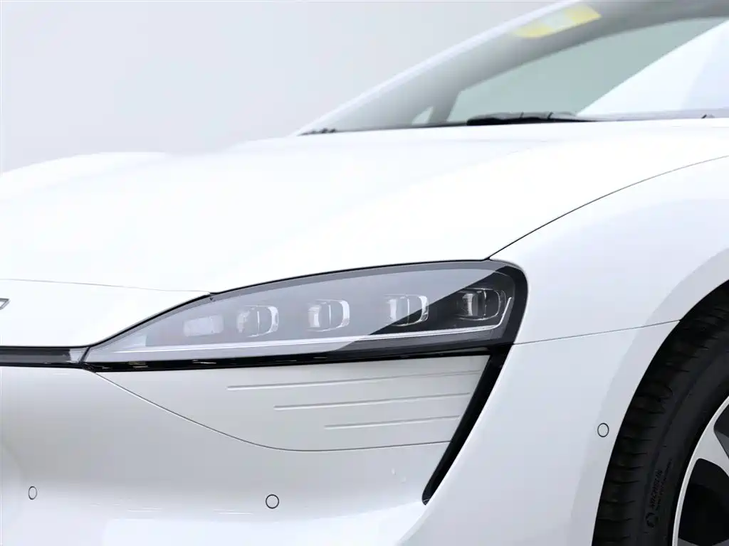 Zhijie S7 2024 Pro купить на сайте DeffCars