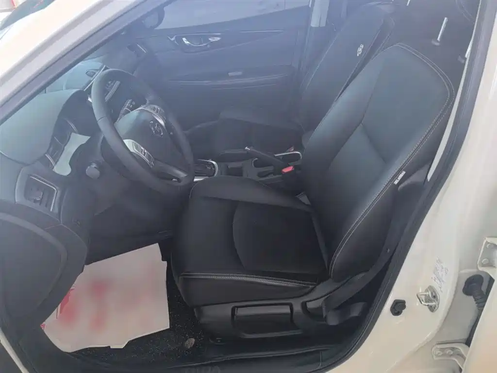 Tiida 2024 1.6L CVT Smart Travel Edition купить на сайте DeffCars