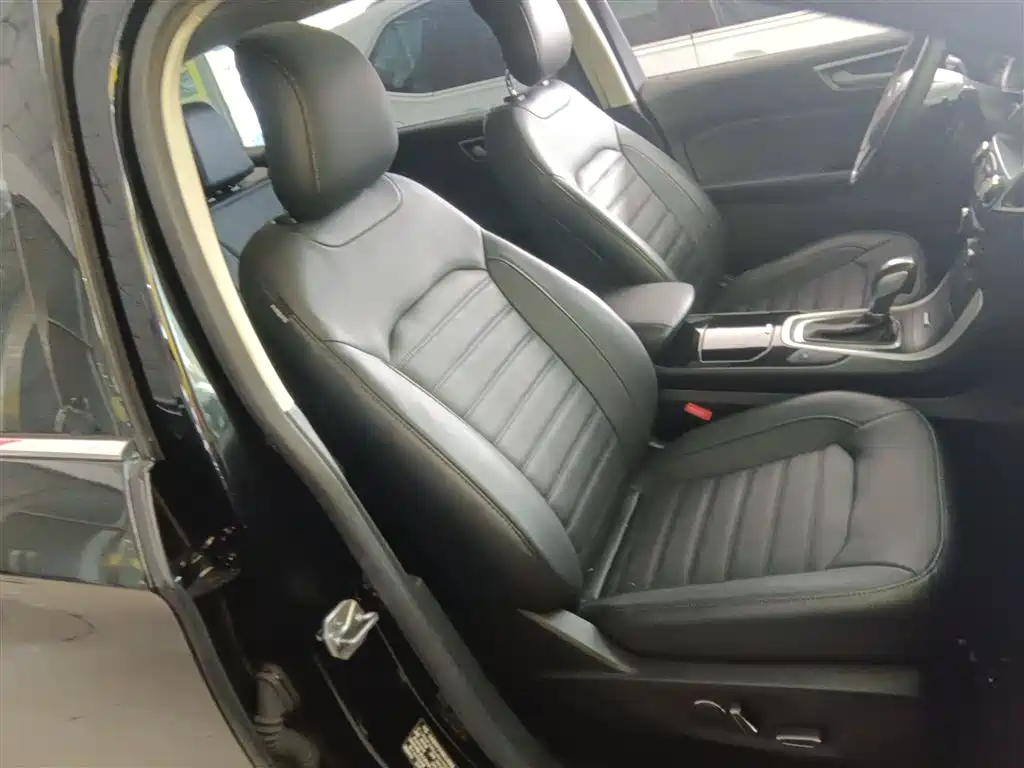 Ruijie 2018 facelift EcoBoost 245 two-wheel drive Platinum Rui type 5 seats National V купить на сайте DeffCars