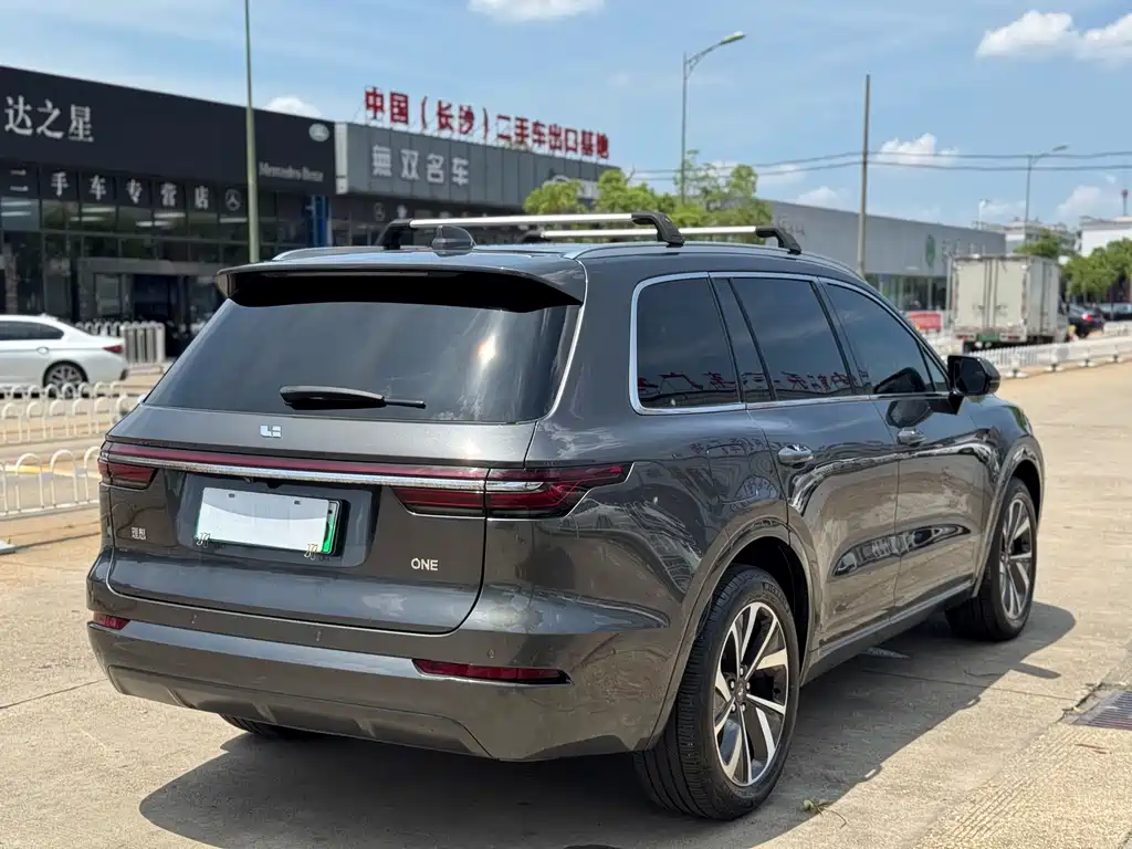 Ideal ONE 2021 extended range 6-seater version купить на сайте DeffCars