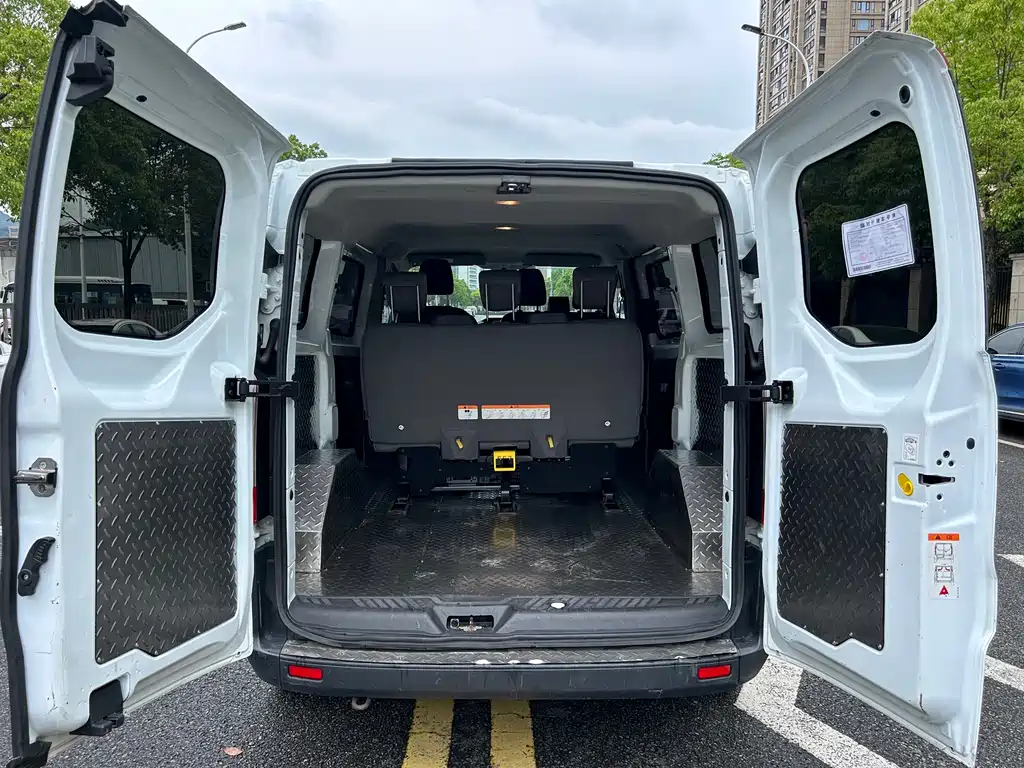 Transit 2019 2.0T diesel multi-functional commercial vehicle short-axle low-roof 6-seater National VI купить на сайте DeffCars