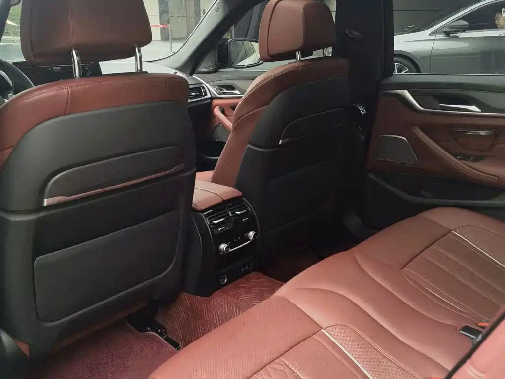 BMW 5 Series 2021 530Li Exclusive M Sports Package купить на сайте DeffCars