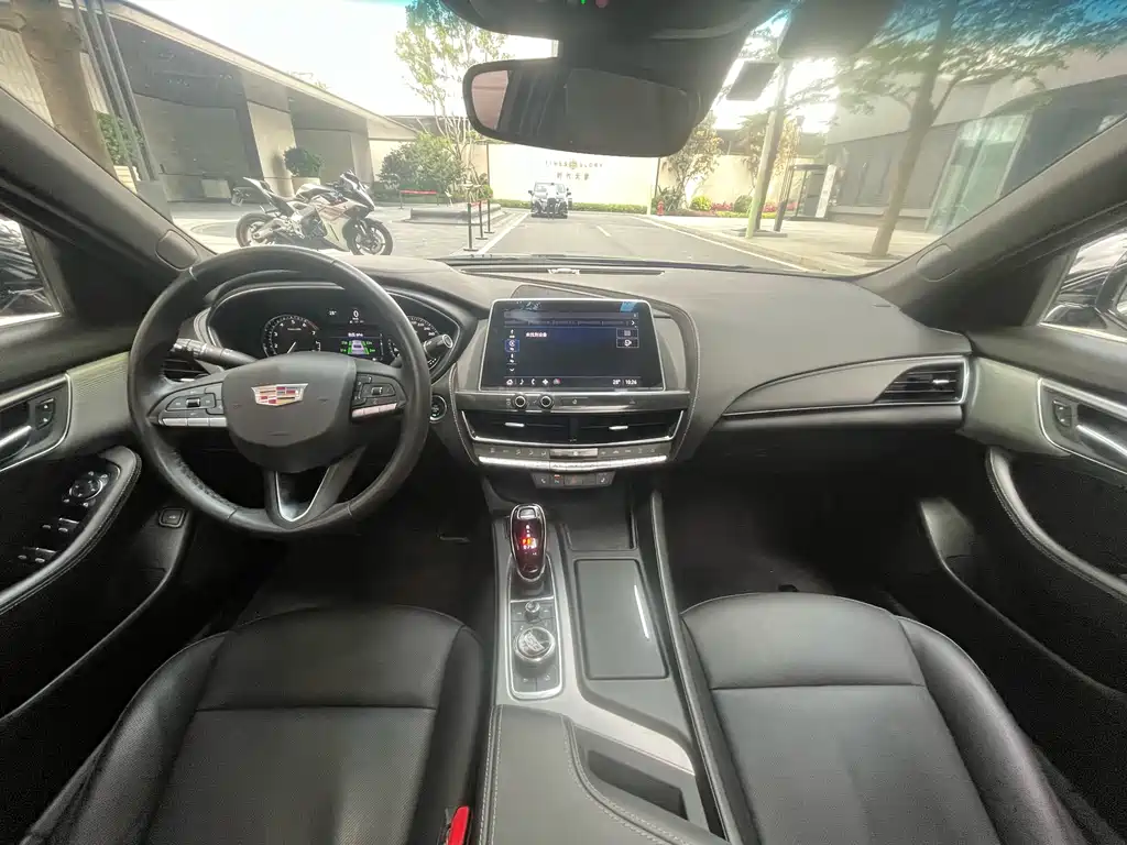 Cadillac CT5 2021 28T luxury model купить на сайте DeffCars