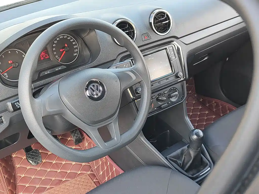 Jetta 2019 Dream Edition 1.4L Manual Fashion купить на сайте DeffCars