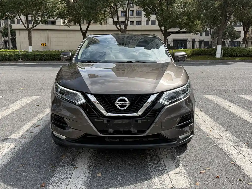 Qashqai 2019 2.0L CVT Deluxe Edition купить на сайте DeffCars