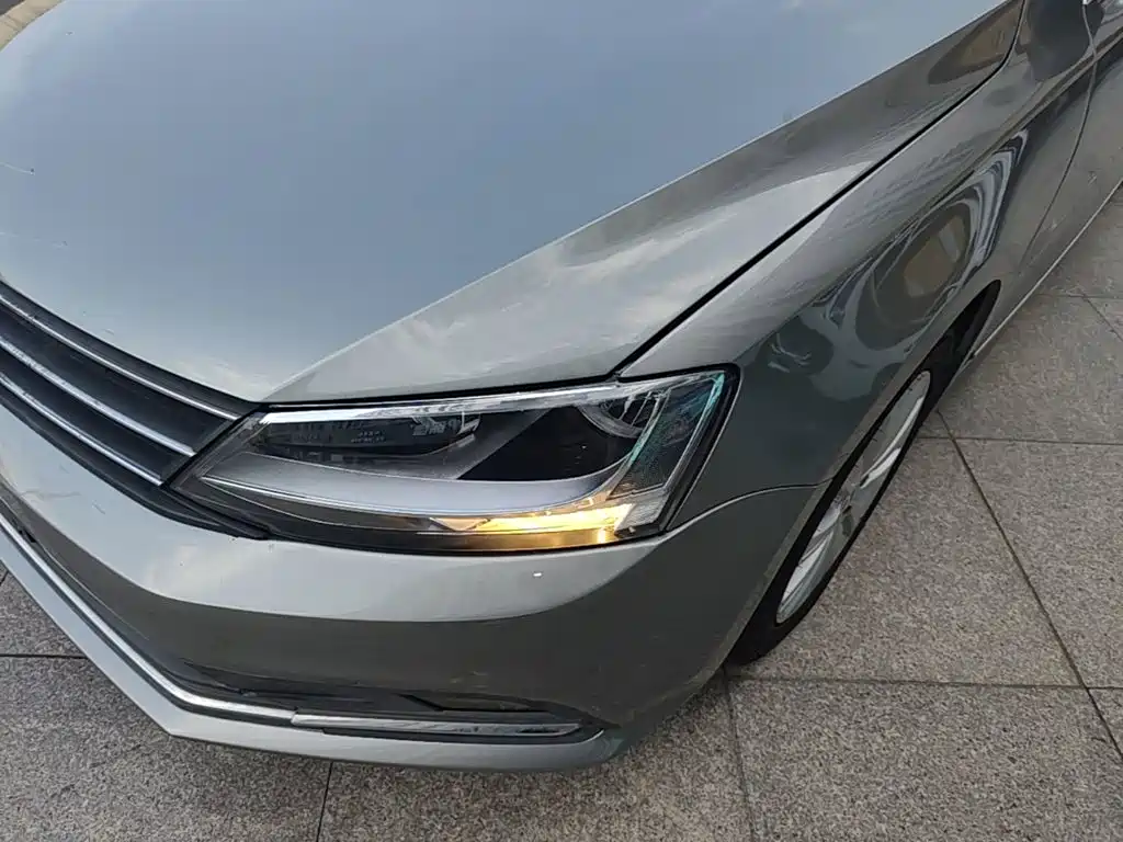 Sagitar 2015 1.6L automatic comfort model купить на сайте DeffCars