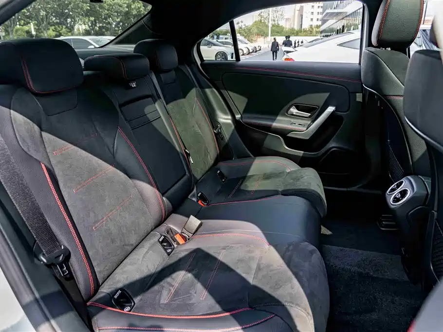 Mercedes-Benz A-Class 2025 A 200 L Fashion Model купить на сайте DeffCars