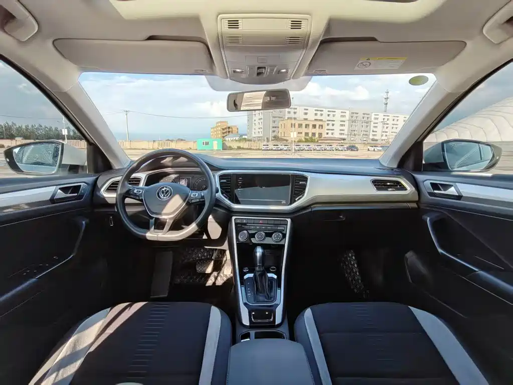 T-ROC 2022 model 280TSI DSG two-wheel drive elite PLUS купить на сайте DeffCars