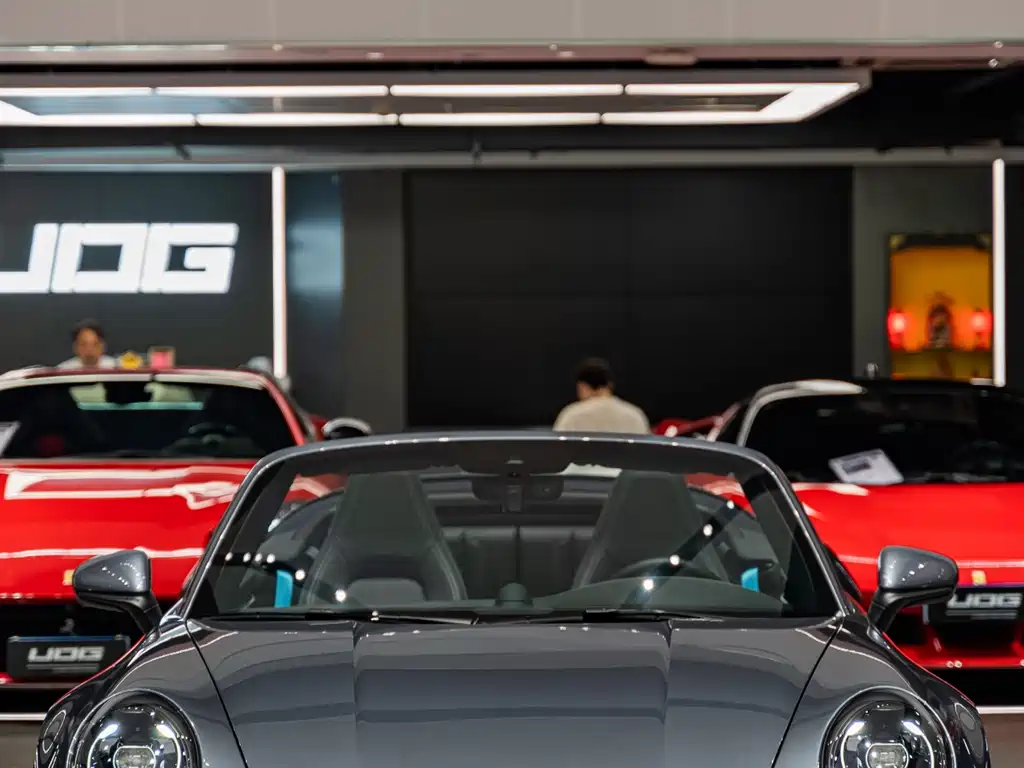 Porsche 911 2025 Carrera Cabriolet 3.0T купить на сайте DeffCars