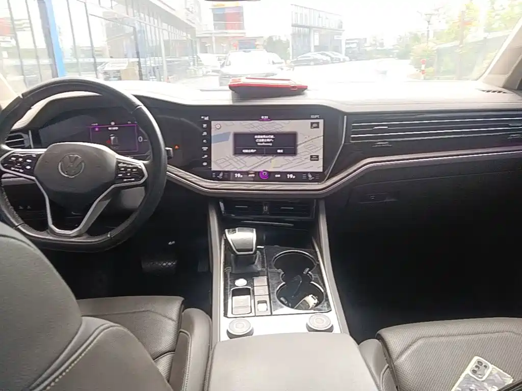 Touareg 2021 3.0TSI Ruixiang Edition Classic Sports Package купить на сайте DeffCars