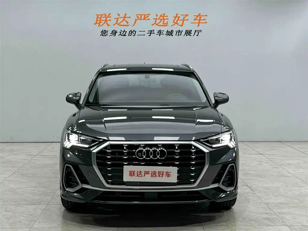 Audi Q3 2022 35 TFSI Fashionable and Dynamic купить на сайте DeffCars