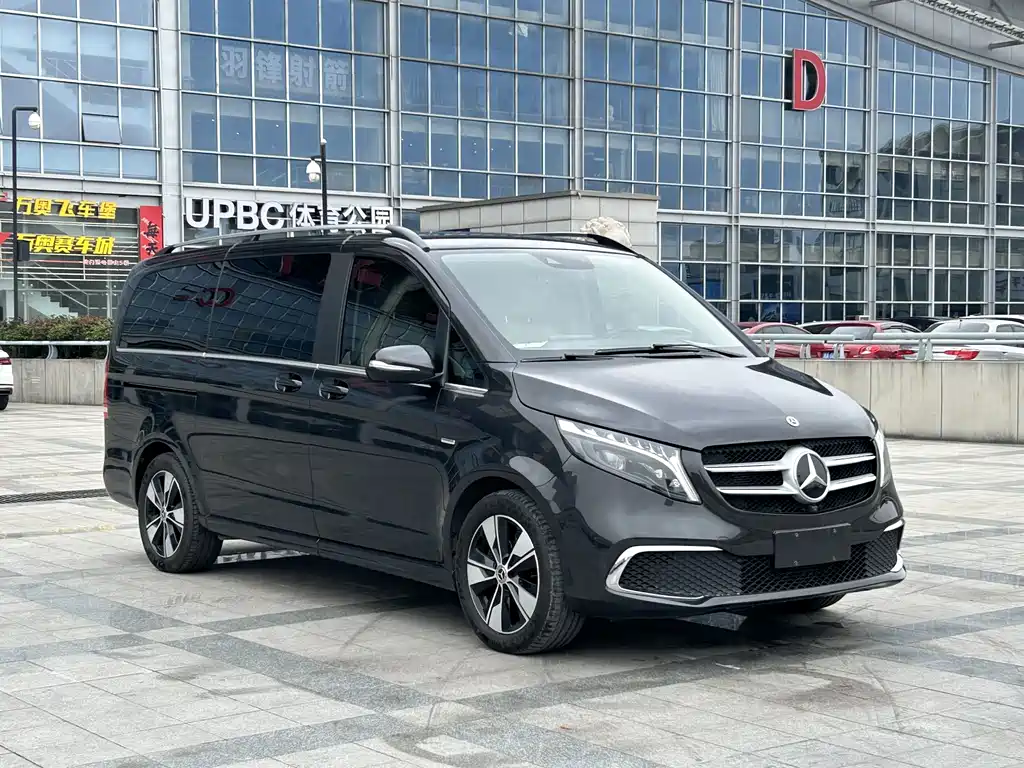 Mercedes-Benz V-Class 2022 V 260 Premium Edition купить на сайте DeffCars