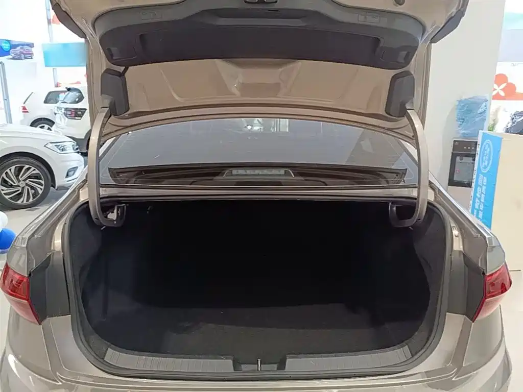 Sagitar 2022 280TSI DSG Flyover Edition купить на сайте DeffCars
