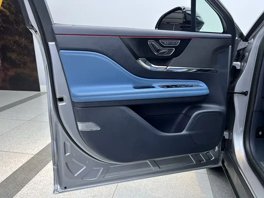 Adventurer 2024 1.5T two-wheel drive exclusive hybrid version купить на сайте DeffCars