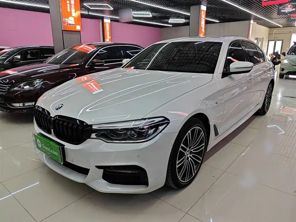 BMW 5 Series 2018 facelift 530Li Exclusive M Sports Package купить на сайте DeffCars