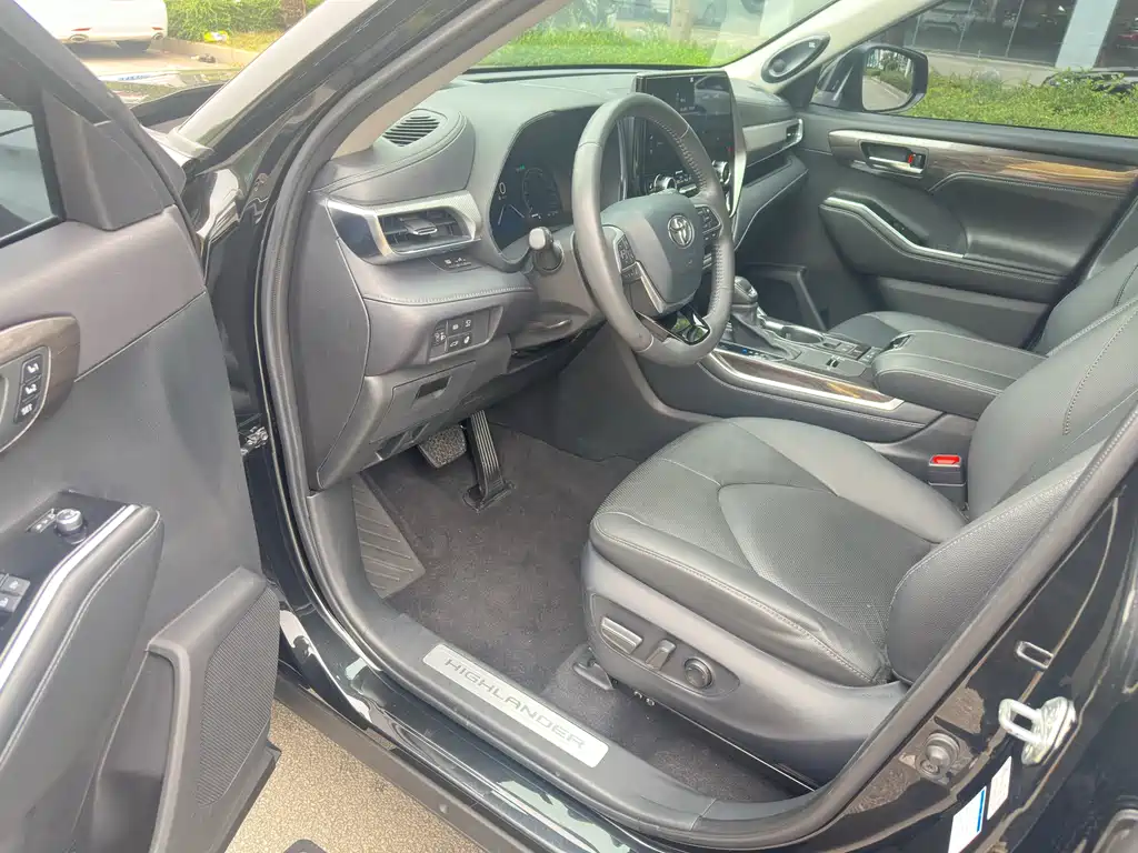 Highlander 2022 dual engine 2.5L four-wheel drive extreme version 7 seats купить на сайте DeffCars