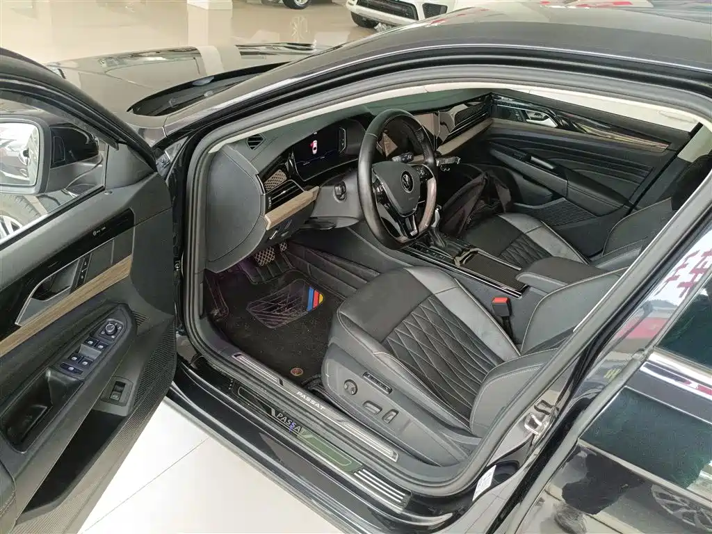 Passat 2021 330TSI Premium Edition купить на сайте DeffCars