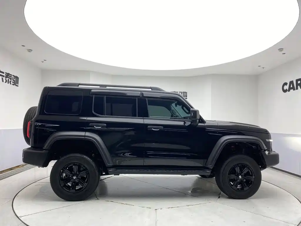 Tank 300 2023 Off-Road Version 2.0T Conqueror купить на сайте DeffCars