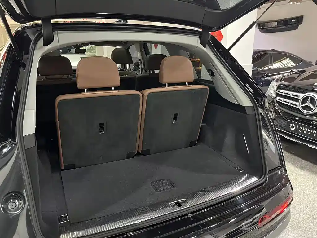 Audi Q7 2020 55 TFSI quattro S line sports купить на сайте DeffCars