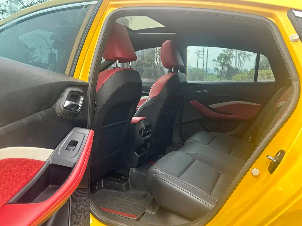 MG5 2021 180DVVT Manual Youth Deluxe Edition купить на сайте DeffCars