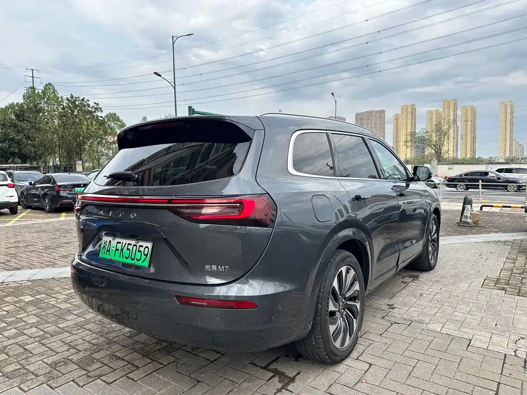 Wenjie M7 2024 1.5T rear drive Plus version 6 seats купить на сайте DeffCars
