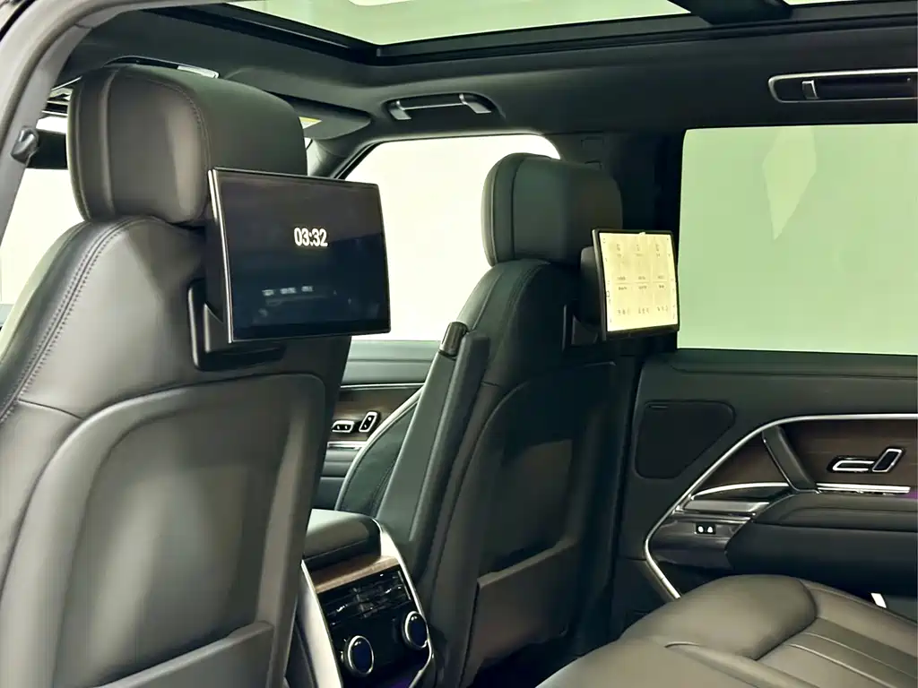 Range Rover 2024 3.0 L6 360PS Grand Edition купить на сайте DeffCars